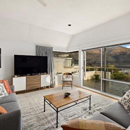 Appartamento Charming Views Wanaka Esterno foto