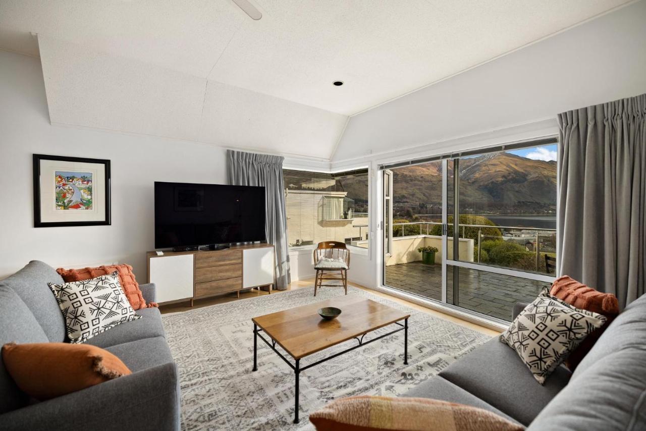 Appartamento Charming Views Wanaka Esterno foto