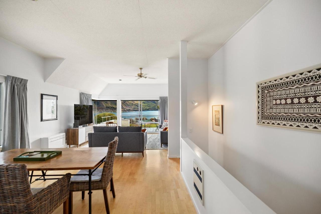 Appartamento Charming Views Wanaka Esterno foto